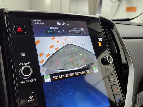 Used 2025 Subaru Ascent Premium image 2