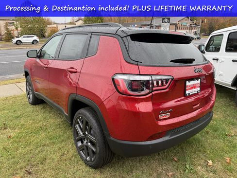New 2026 Jeep Compass Limited w/ Sun, Sound & Navigation Group AWD/4WD image 5