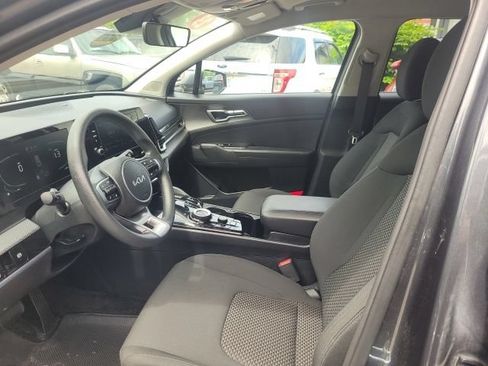 Certified 2023 Kia Sportage LX AWD/4WD image 10