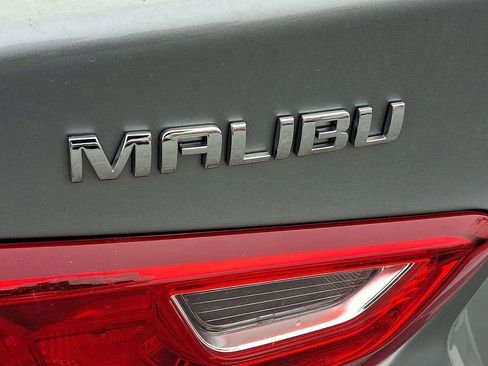 Used 2024 Chevrolet Malibu LT image 32