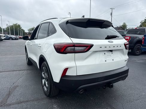 Used 2026 Ford Escape ST-Line Select w/ Tech Pack #1 AWD/4WD image 9