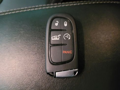 Used 2022 Jeep Cherokee Latitude Lux AWD/4WD image 32