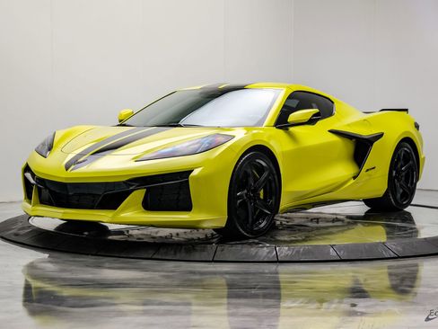 Used 2024 Chevrolet Corvette Z06 w/ Stealth Interior Trim Package image 8