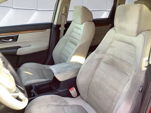 Used 2017 Honda CR-V EX image 8