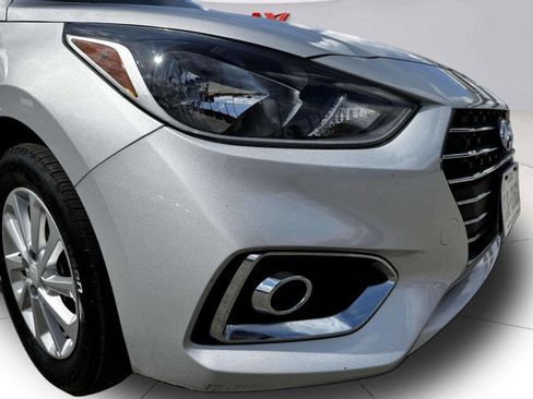 Used 2022 Hyundai Accent SEL image 10
