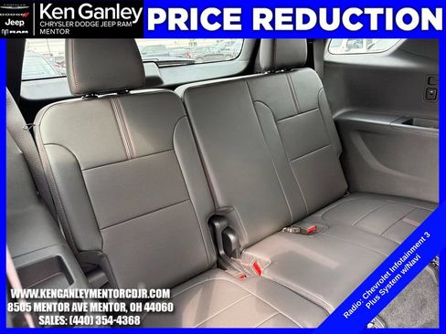 Used 2023 Chevrolet Traverse RS AWD/4WD image 26