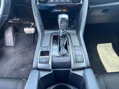 Used 2020 Honda Civic Sport image 18