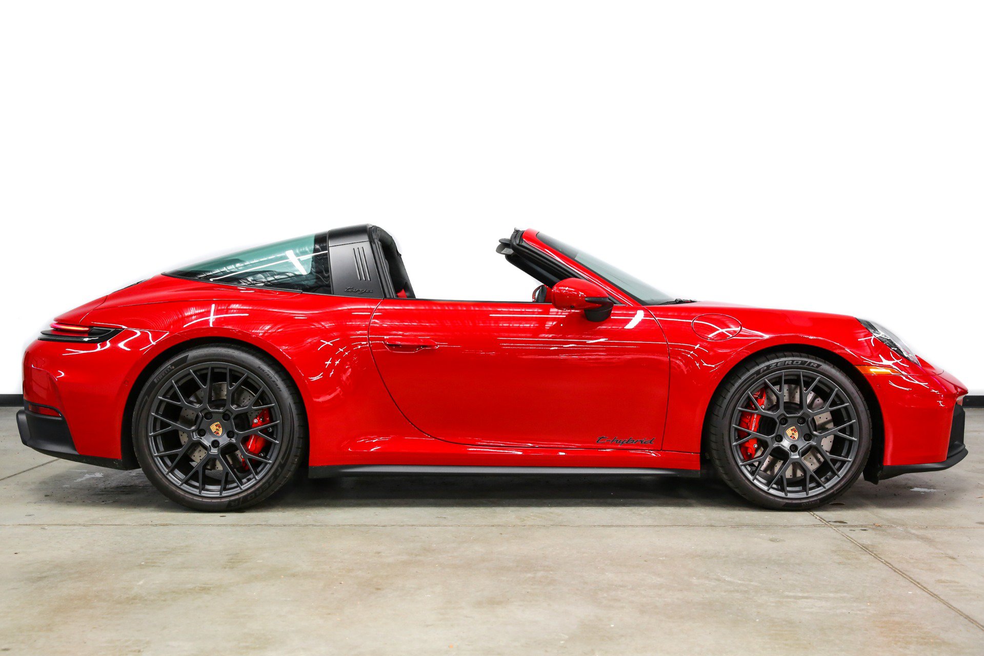 Used 2026 Porsche 911 Targa 4 GTS AWD/4WD image 56