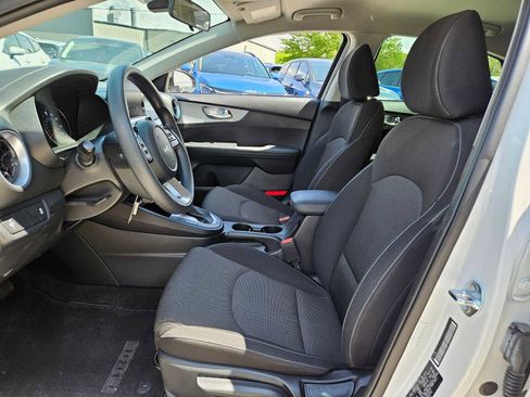 Used 2024 Kia Forte LX FWD image 14