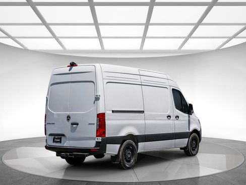 New 2026 Mercedes-Benz Sprinter 2500 image 4