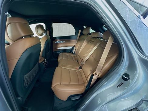 Certified 2026 Genesis GV70 2.5T Advanced image 25