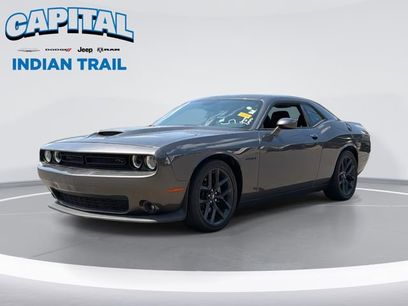 Used 2022 Dodge Challenger R/T w/ Blacktop Package