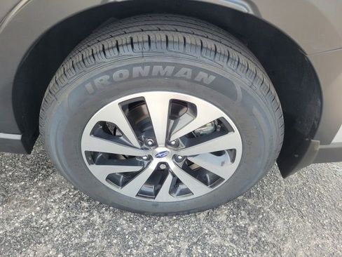 Used 2023 Subaru Outback Premium AWD/4WD image 8