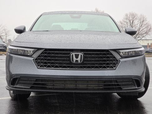 Used 2023 Honda Accord EX image 13