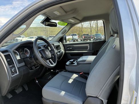 Used 2018 RAM 2500 Tradesman w/ Chrome Appearance Group AWD/4WD image 12
