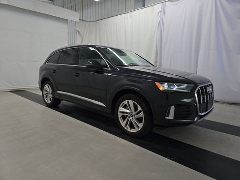 Used 2021 Audi Q7 2.0T Premium Plus w/ Premium Plus Package image 2