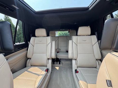 Used 2021 Cadillac Escalade Premium Luxury w/ Driver Assist Tech Package AWD/4WD image 23