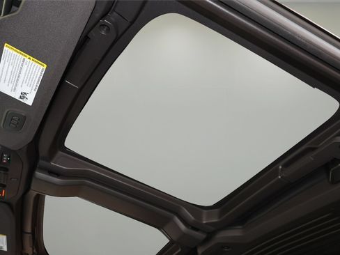 Used 2025 GMC Hummer EV 3X AWD/4WD image 26