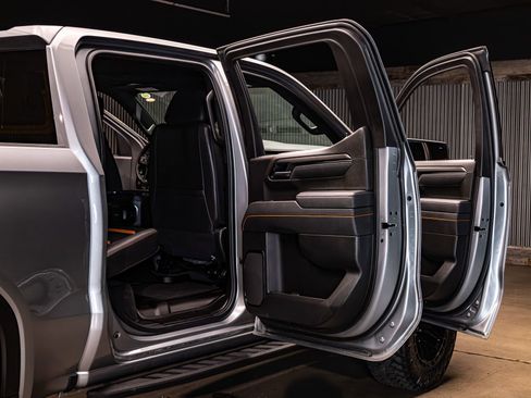 Used 2025 GMC Sierra 1500 AT4 w/ Technology Package image 33