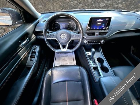 Used 2022 Nissan Altima 2.5 SR FWD image 5