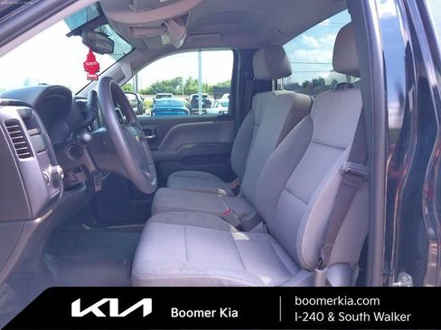 Used 2018 Chevrolet Silverado 1500 W/T w/ WT Convenience Package RWD image 9