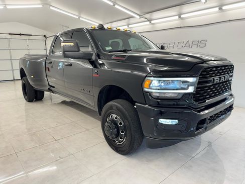 Used 2024 RAM 3500 Big Horn w/ Night Edition AWD/4WD image 3
