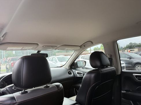 Used 2019 Nissan Pathfinder SV w/ Rock Creek Edition AWD/4WD image 16