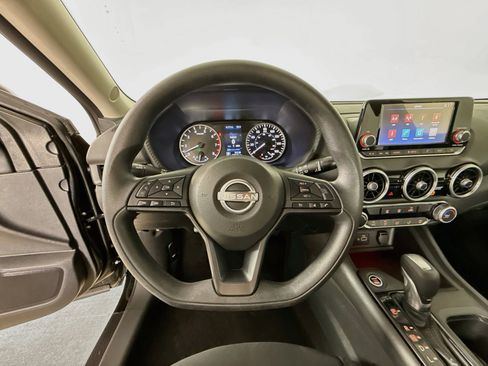Used 2024 Nissan Sentra S FWD image 11
