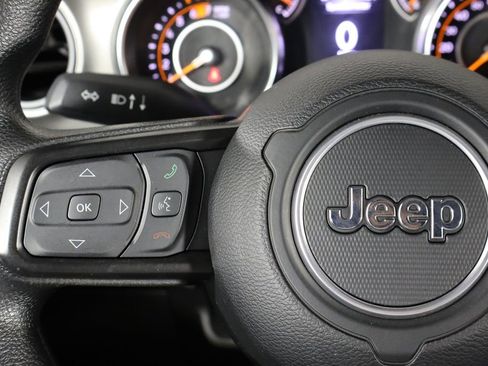 Used 2022 Jeep Wrangler Unlimited Sport AWD/4WD image 8