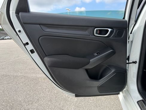 Certified 2022 Honda Civic Sport image 25