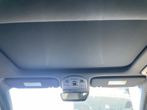 Used 2023 Genesis G70 2.0T w/ Sport Prestige Package image 18