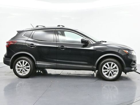 Used 2020 Nissan Rogue Sport SV w/ Technology Package FWD image 8