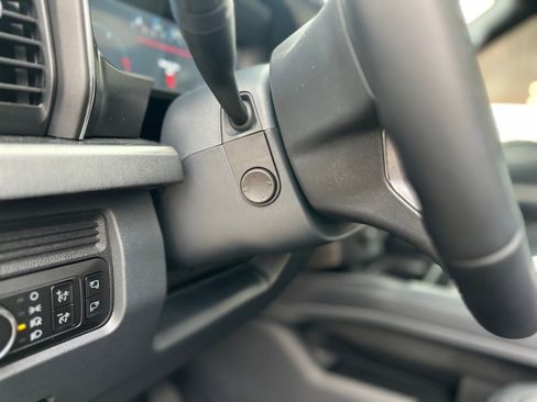 New 2026 Ford F450 Platinum w/ FX4 Off-Road Package image 29