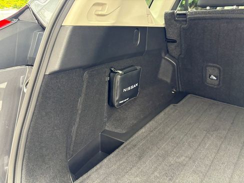 Certified 2023 Nissan Rogue SV image 34