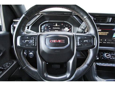 Used 2024 GMC Sierra 2500 AT4 w/ AT4 Preferred Package AWD/4WD image 14