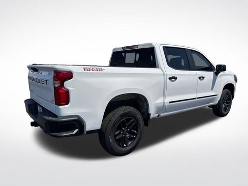 Used 2021 Chevrolet Silverado 1500 LT Trail Boss w/ Convenience Package II AWD/4WD image 5