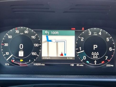 Used 2025 Land Rover Discovery S image 10