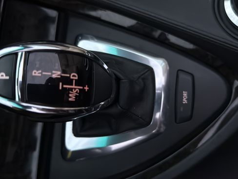 Used 2008 BMW 650i Convertible image 31