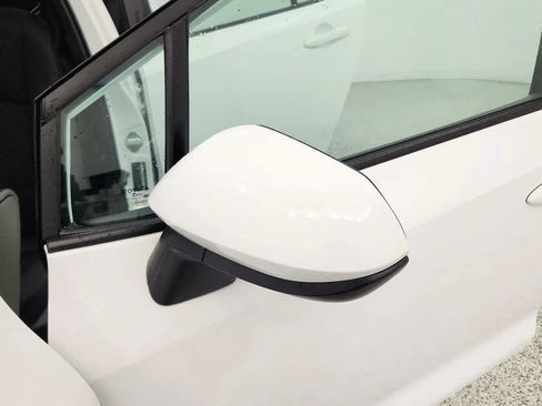Used 2024 Toyota Corolla LE w/ LE Convenience Package FWD image 36