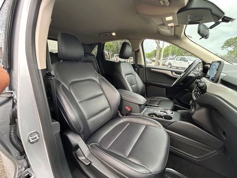 Used 2020 Ford Escape SEL image 27