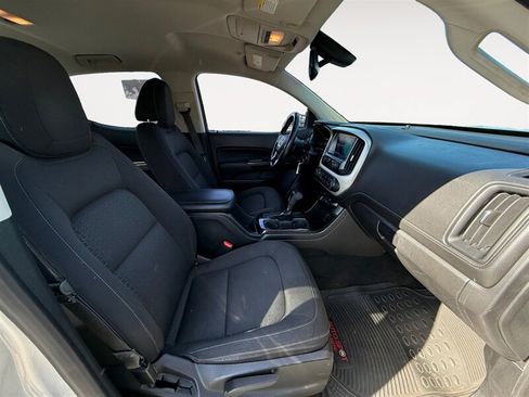 Used 2017 GMC Canyon SLE w/ SLE Convenience Package RWD image 16