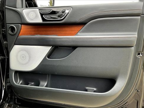 Used 2023 Lincoln Navigator Black Label image 24