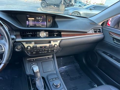 Used 2017 Lexus ES 350 image 17