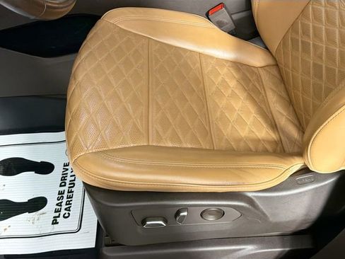 Used 2022 Cadillac Escalade ESV Sport w/ Touring Package image 21