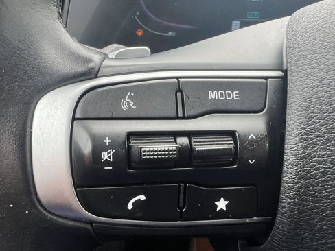 Used 2023 Kia Sportage EX AWD/4WD image 16