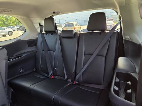Used 2026 Toyota Grand Highlander FWD image 32