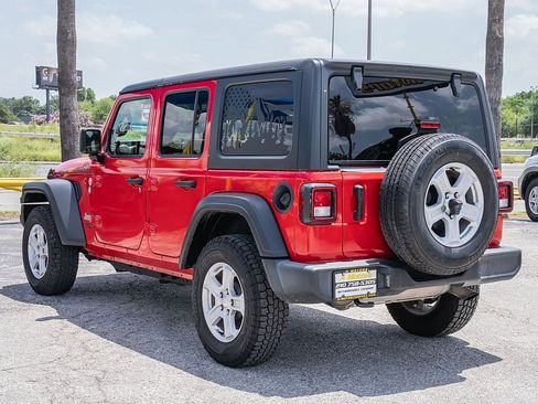 Used 2021 Jeep Wrangler Unlimited Sport AWD/4WD image 7