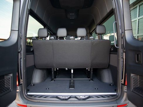 New 2025 Mercedes-Benz Sprinter 2500 image 21