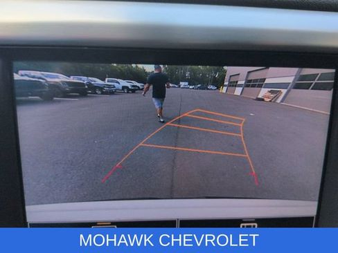 Used 2020 GMC Acadia SLE w/ Driver Convenience Package AWD/4WD image 15