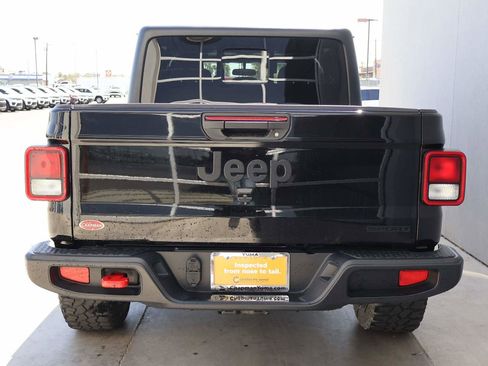 Used 2020 Jeep Gladiator Sport w/ Quick Order Package 24S AWD/4WD image 4